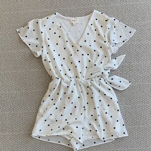 Everly White Polka Dot Wrap Romper | European Summer / Coastal Chic | Size Small